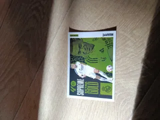Carta Supreme Extra Gold Mbappé Real Madrid