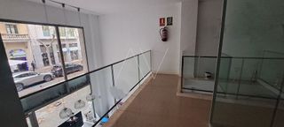 Local comercial en alquiler en La Nova Esquerra de l'Eixample en Barcelona