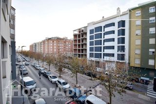 Edificio en venta en Zona Llombai en Burriana