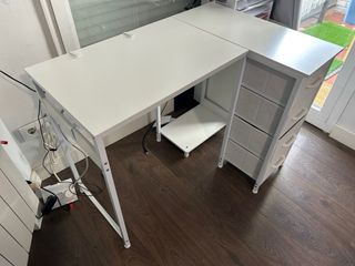 Escritorio L blanco con 4 cajoneras