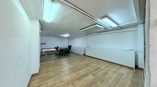 Local comercial en venta en Santa Rosa - Can Mariner en Santa Coloma de Gramanet