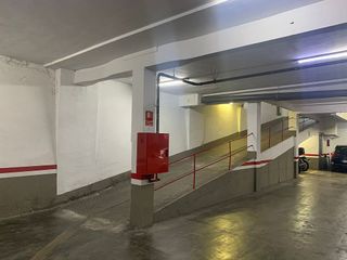Garaje en alquiler en Sant Pere, Santa Caterina i la Ribera en Barcelona