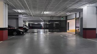 Garaje en venta en La Buhaira en Sevilla