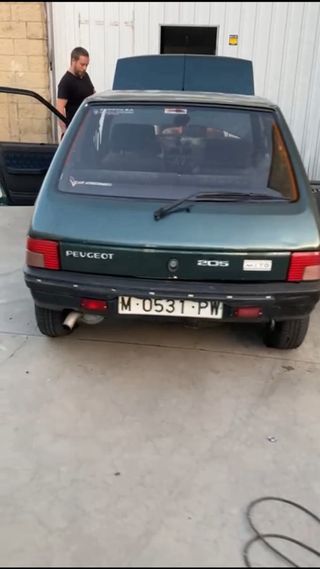 Peugeot 205 1997