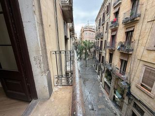 Piso en alquiler en El Raval en Barcelona