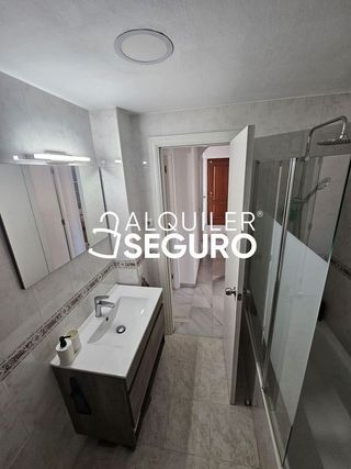 Piso en alquiler en Carlos Haya en Málaga