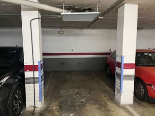 Garaje en alquiler en Nervión en Sevilla