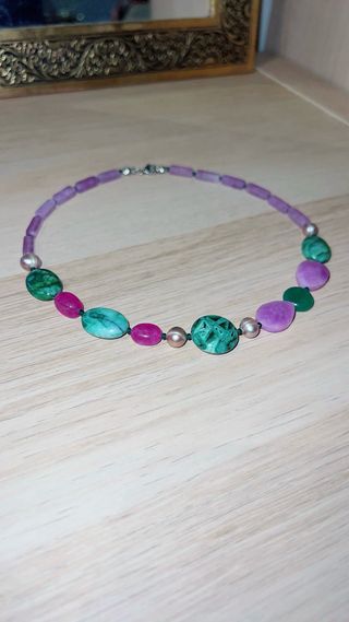 Elegante collar perlas y piedras naturales