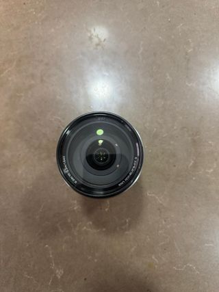 Objetivo Sony E 18-200mm