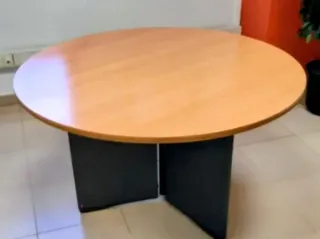 Mesa redonda de reunión