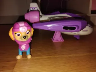 Avión Patrulla Canina con figura Skye