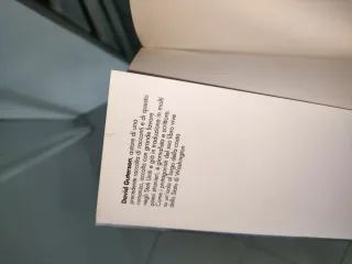 La neve cade su Cedars