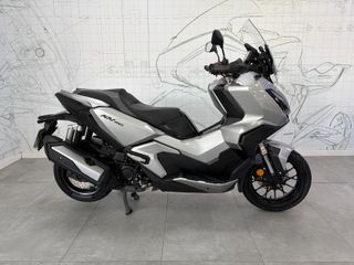 Honda ADV 350 Plata