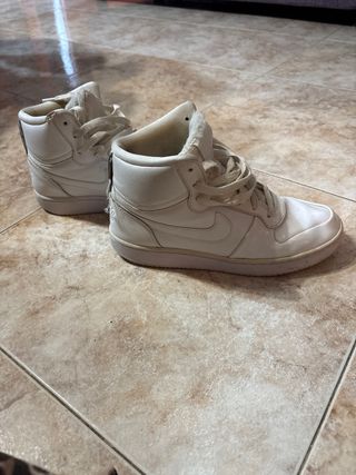 Zapatillas Nike Ebernon Mid Blancas