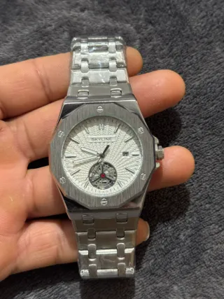 Reloj SKYLINE plateado