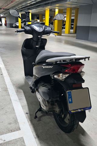 Honda Vision 110 2012