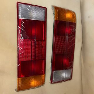 Farolins Traseiros BMW E30 1ª Fase