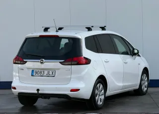 Opel Zafira 2016