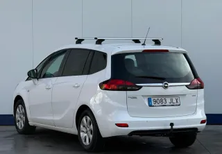 Opel Zafira 2016
