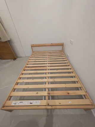 Estructura cama IKEA + somier + colchón