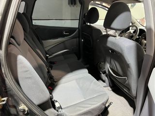 Nissan Almera Tino 2.2 dci 112cv 2004