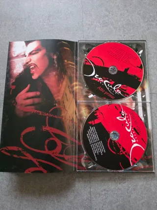 DVD Dracula Opera Rock con libro