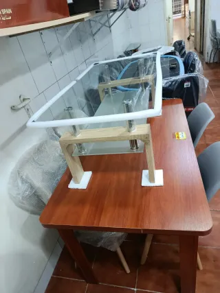 Mesa centro cristal y madera