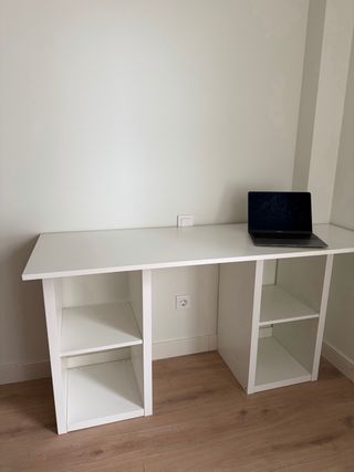 Escritorio blanco modular
