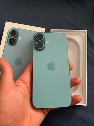 iPhone 16 Azul