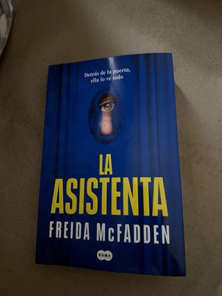 La asistenta
