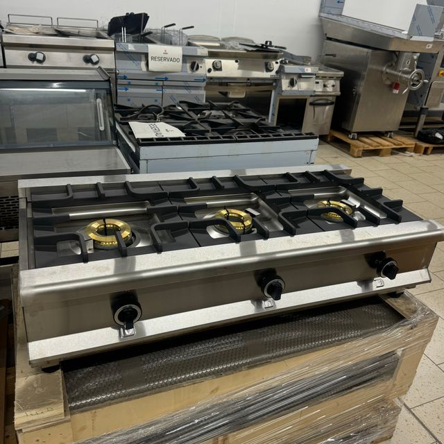 COCINA 3 FUEGOS A GAS