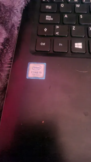 Portátil Acer Negro/Plateado i5 7 generacion.