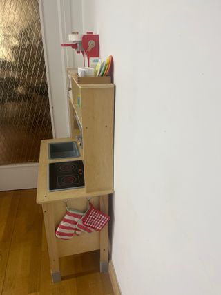 Cocina de juguete con accesorios