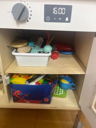 Cocina de juguete con accesorios