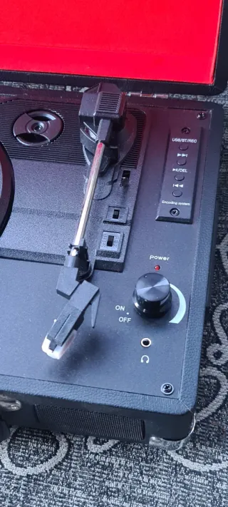 Tocadiscos Portátil Lauson CL703 Negro/Rojo