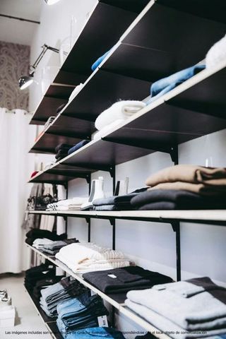 Local comercial en alquiler en Ensanche - Diputación en Alicante