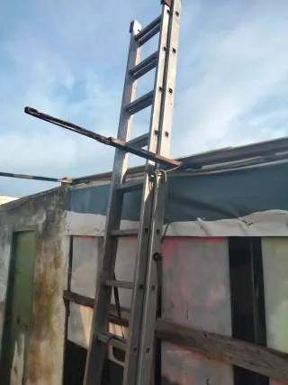 Escalera de aluminio extensible