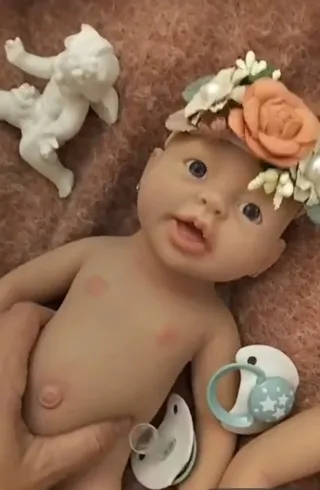 Muñeca Reborn Silicona 37