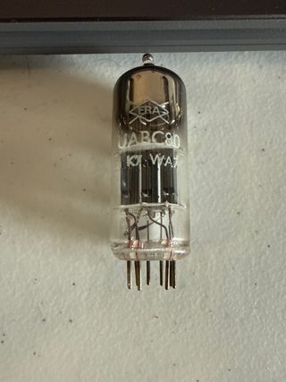 Válvula Electrónica UABC80 Edicron