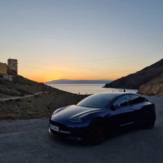 Tesla Model 3 Performance