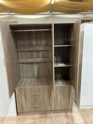 BARATO!!! Armario 3 puertas blanco con espejo