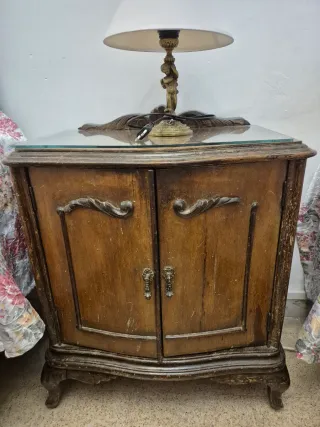 Conjunto de armario, tocador y 2 mesitas vintage