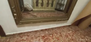 Espejo antiguo de gran tamaño