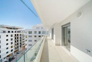 Piso en venta en Nueva Andalucía centro en Marbella