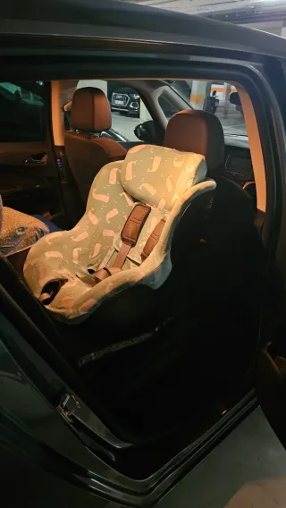 Silla coche Britax Römer gris dual fix M I-size