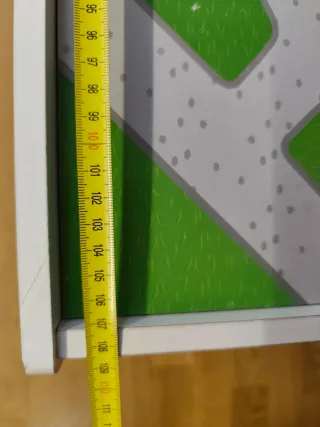 Mesa para trenes de madera