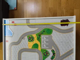 Mesa para trenes de madera