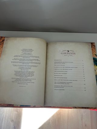 The Compleat Discworld Atlas: Of General & Desc...