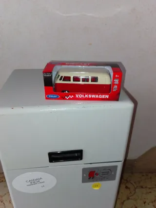 Modellino Welly Volkswagen T1 Diecast