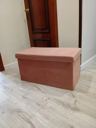 Baúl de almacenaje rosa y negro